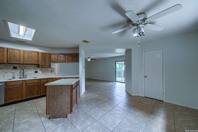 14218 Fairwayhill, San Antonio, TX 78217