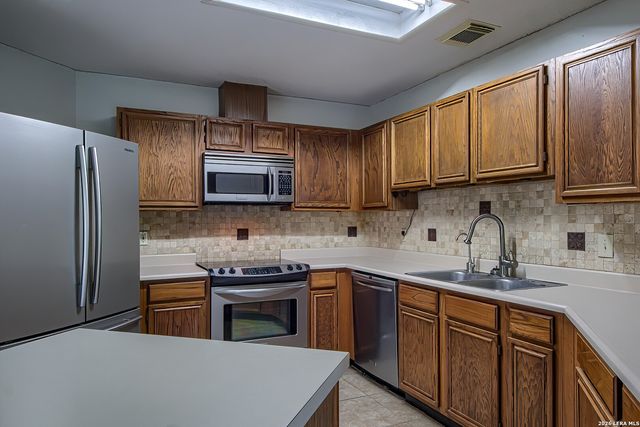 14218 Fairwayhill, San Antonio, TX 78217