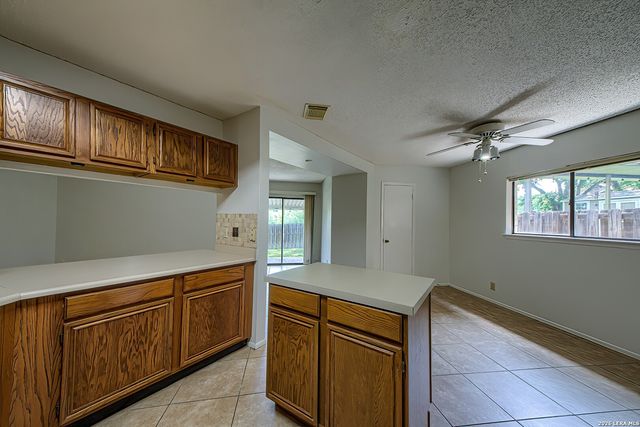14218 Fairwayhill, San Antonio, TX 78217