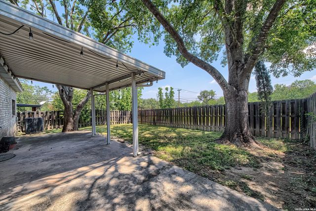 14218 Fairwayhill, San Antonio, TX 78217