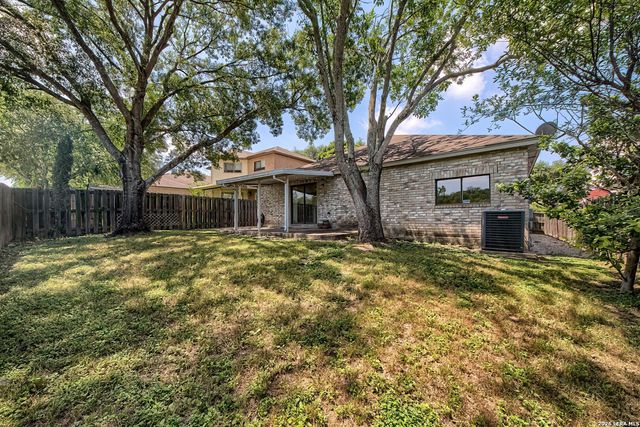 14218 Fairwayhill, San Antonio, TX 78217
