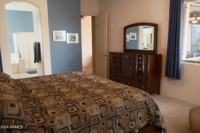 18428 W SUMMERHAVEN Drive, Goodyear, AZ 85338