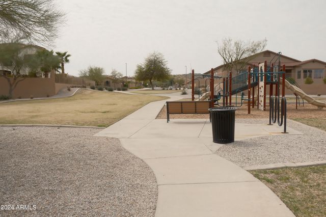 18428 W SUMMERHAVEN Drive, Goodyear, AZ 85338