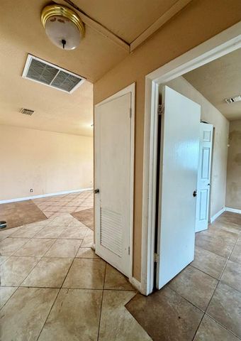 3243 Grove Road, Boynton Beach, FL 33435