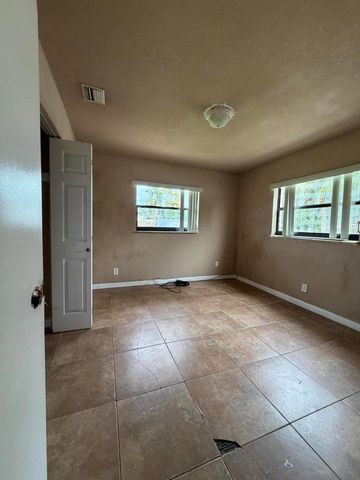 3243 Grove Road, Boynton Beach, FL 33435
