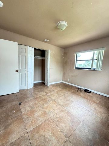 3243 Grove Road, Boynton Beach, FL 33435