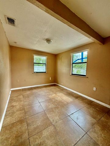 3243 Grove Road, Boynton Beach, FL 33435