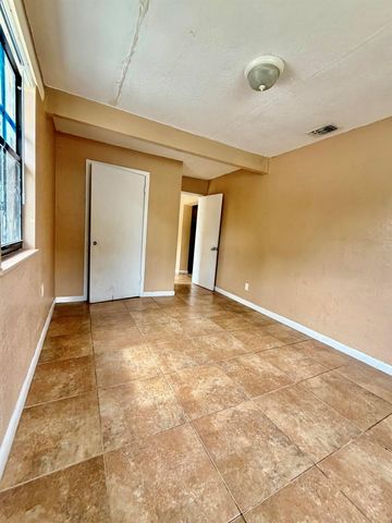 3243 Grove Road, Boynton Beach, FL 33435