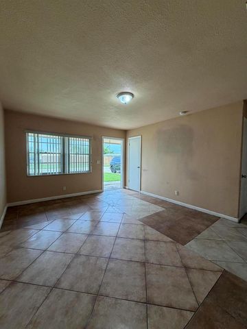 3243 Grove Road, Boynton Beach, FL 33435