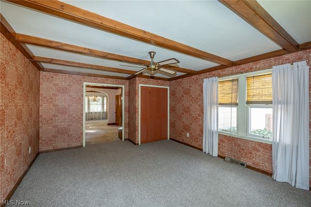 8028 Dresden Avenue, Parma, OH 44129