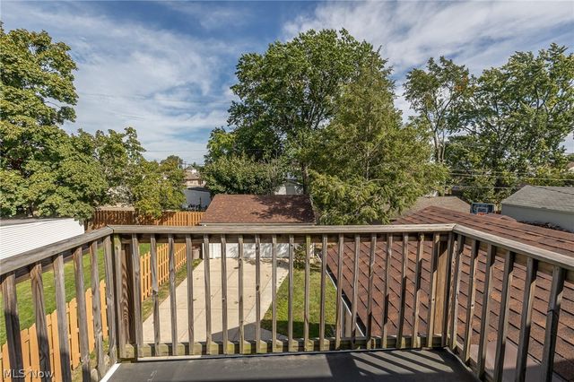 8028 Dresden Avenue, Parma, OH 44129
