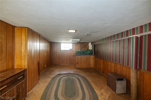 8028 Dresden Avenue, Parma, OH 44129