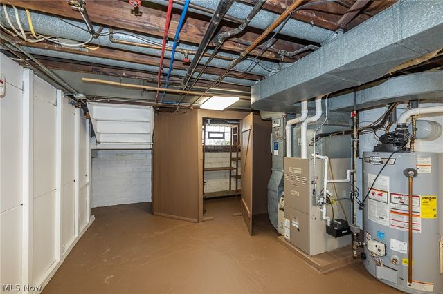 8028 Dresden Avenue, Parma, OH 44129