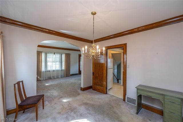 8028 Dresden Avenue, Parma, OH 44129