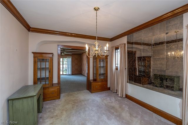8028 Dresden Avenue, Parma, OH 44129