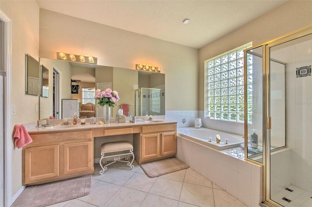 3412 STONEBRIDGE TRAIL, Valrico, FL 33596