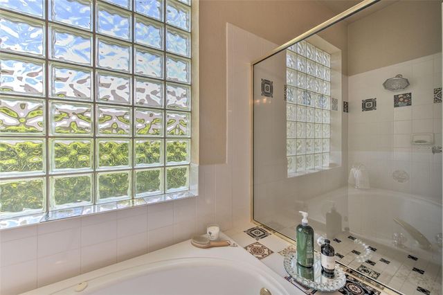 3412 STONEBRIDGE TRAIL, Valrico, FL 33596