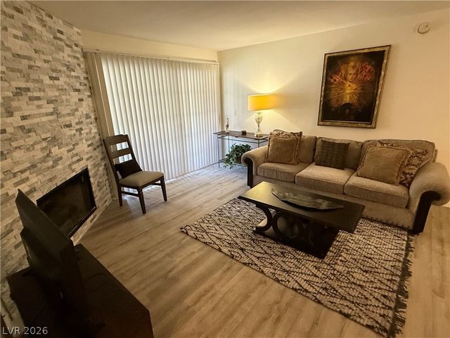 2200 South Fort Apache Road 2172, Las Vegas, NV 89117