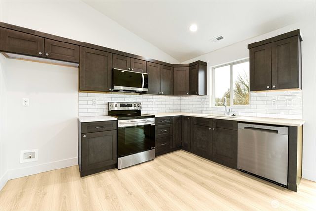 4258 W Sandy Court, Moses Lake, WA 98837