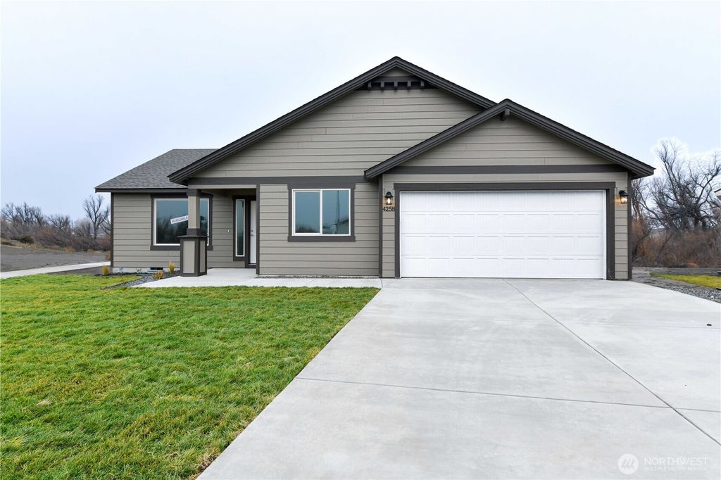4258 W Sandy Court, Moses Lake, WA 98837