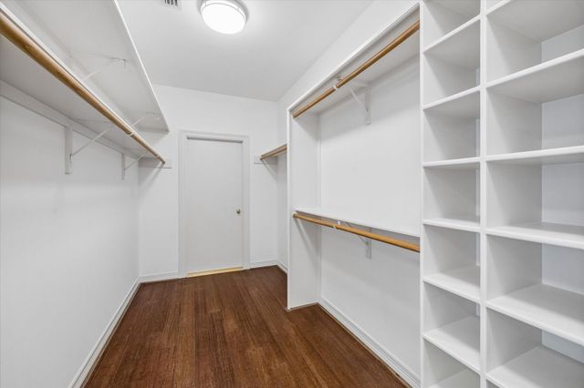 983 S Post Oak Lane, Houston, TX 77056