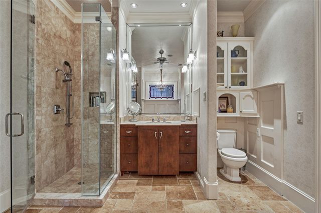 100 W Shore Lane, Montgomery, TX 77356