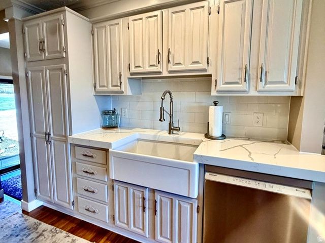 12080 S MILL RIDGE CIR, Sandy, UT 84094