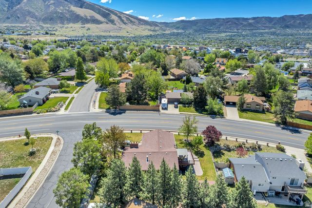 12080 S MILL RIDGE CIR, Sandy, UT 84094