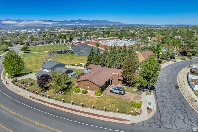 12080 S MILL RIDGE CIR, Sandy, UT 84094