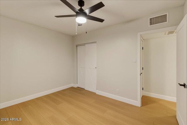 2038 E Cheery Lynne Road, Phoenix, AZ 85016