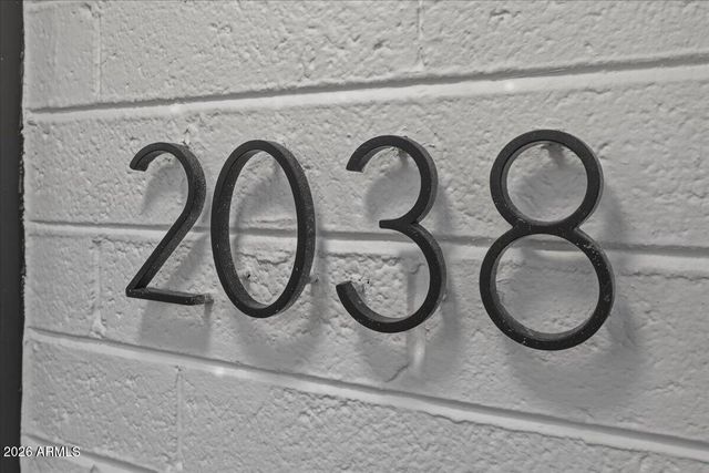 2038 E Cheery Lynne Road, Phoenix, AZ 85016
