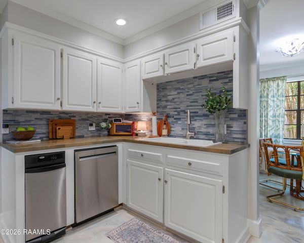 108 School Street, Youngsville, LA 70592