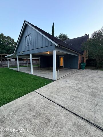 108 School Street, Youngsville, LA 70592