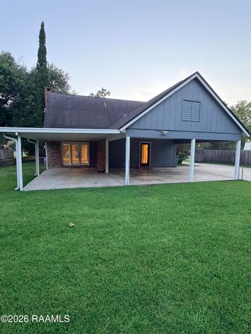 108 School Street, Youngsville, LA 70592