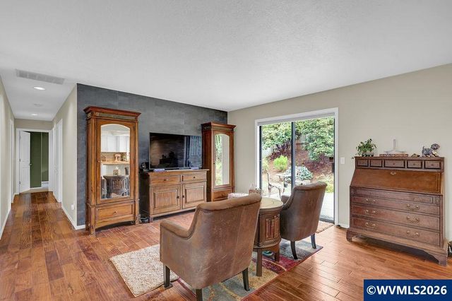 1626 Cinnamon Hill Dr SE, Salem, OR 97306