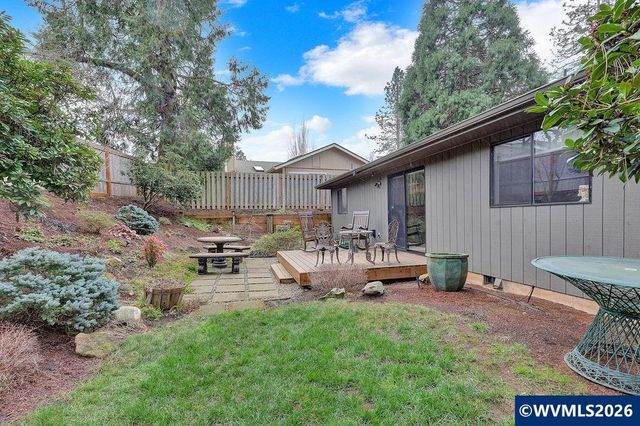 1626 Cinnamon Hill Dr SE, Salem, OR 97306