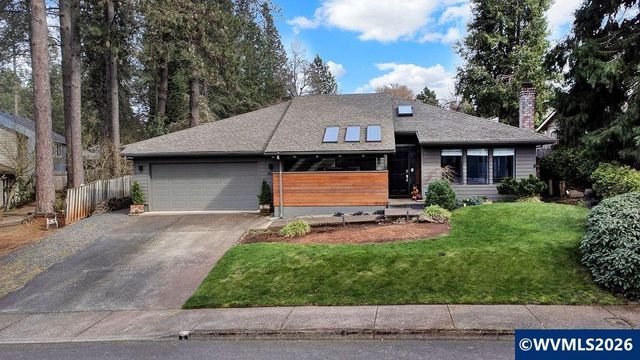 1626 Cinnamon Hill Dr SE, Salem, OR 97306