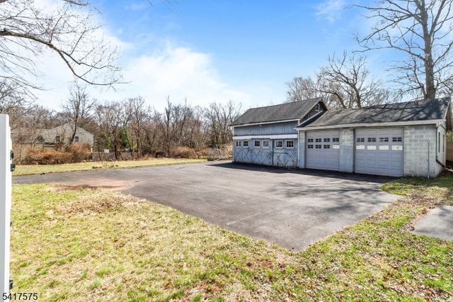 13 Whitehouse Ave, Readington Twp., NJ 08889