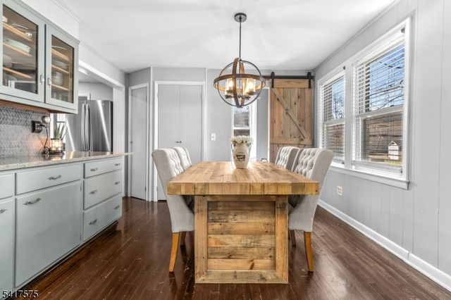 13 Whitehouse Ave, Readington Twp., NJ 08889