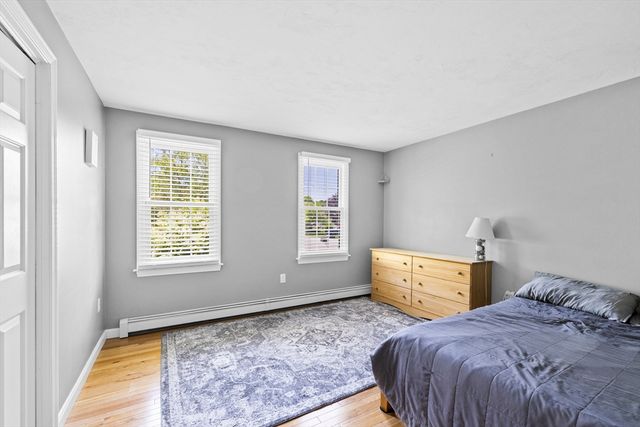29 Sheffield Pl, Mashpee, MA 02649