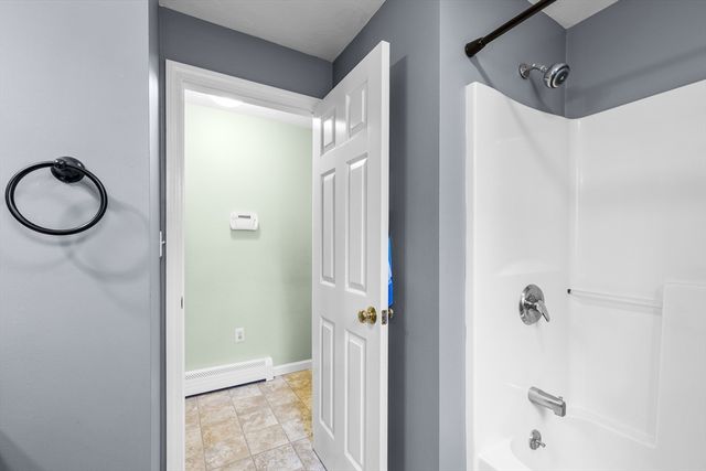 29 Sheffield Pl, Mashpee, MA 02649