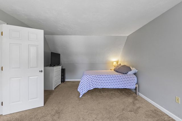 29 Sheffield Pl, Mashpee, MA 02649