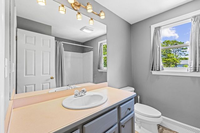 29 Sheffield Pl, Mashpee, MA 02649
