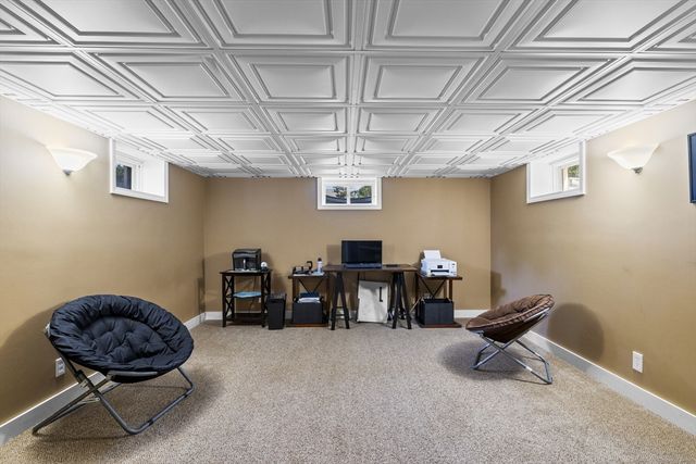 29 Sheffield Pl, Mashpee, MA 02649