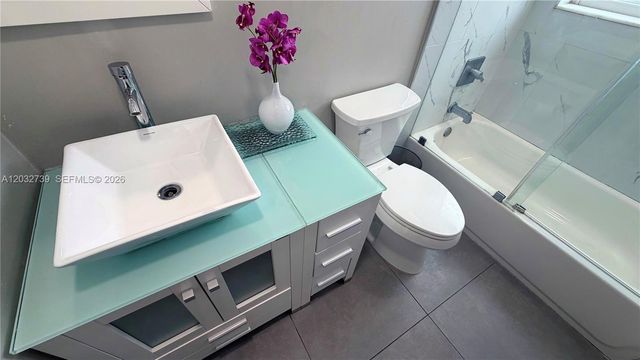 10455 SW 42nd Terrace, Miami, FL 33165