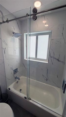 10455 SW 42nd Terrace, Miami, FL 33165