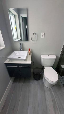 10455 SW 42nd Terrace, Miami, FL 33165