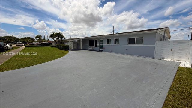 10455 SW 42nd Terrace, Miami, FL 33165