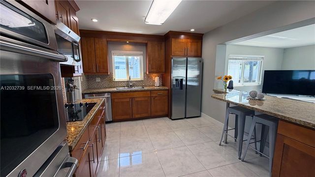 10455 SW 42nd Terrace, Miami, FL 33165
