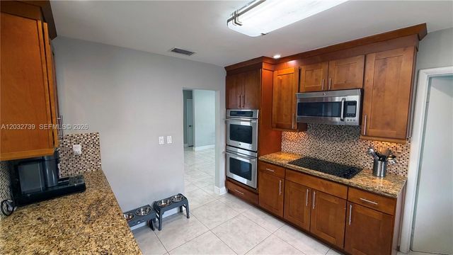 10455 SW 42nd Terrace, Miami, FL 33165